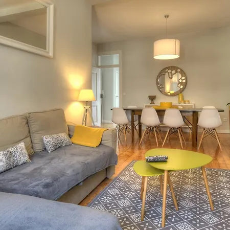 Angel's Duplex Terrace Five Bedrooms * Lisboa
