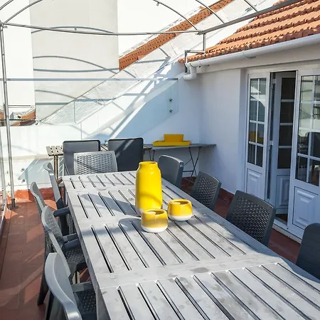Angel's Duplex Terrace Five Bedrooms * 리스본