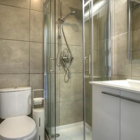 Angel's Duplex Terrace Five Bedrooms Apartment *