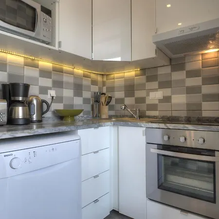 Angel's Duplex Terrace Five Bedrooms