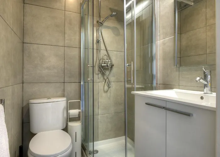 Angel's Duplex Terrace Five Bedrooms Apartman *